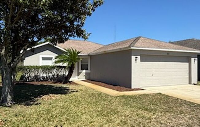 Great Location 3 Bed 2 bath Home in Grand Preserve!!