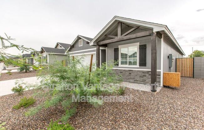 5824 S 12 LN