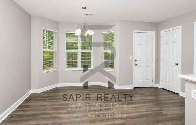 5791 STRATHMOOR MNR CIR