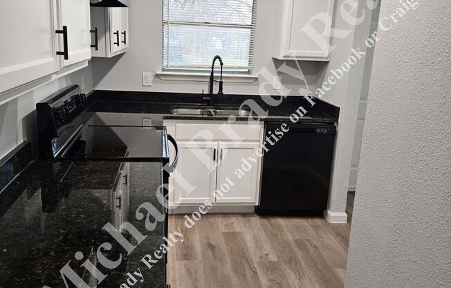 2 beds, 1.5 baths, 1,010 sqft, $1,495, Unit Unit C