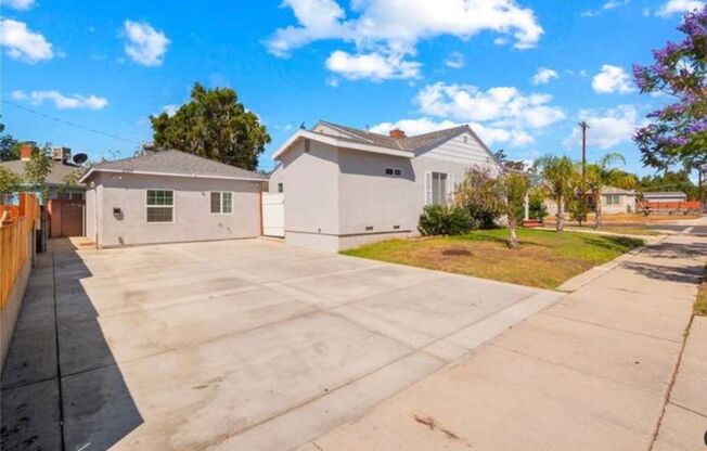 Charming 1 Bed / 1 Bath ADU with Private Patio in Prime Sylmar Location