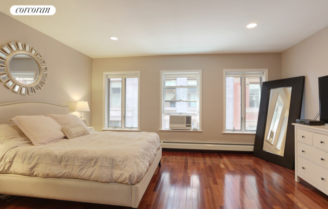124 NASSAU ST