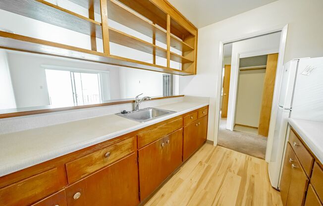 1 bed, 1 bath, $1,695, Unit 10