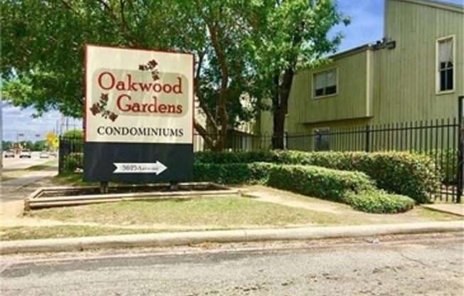 2 BR 2.5 BA Two Story Townhome
