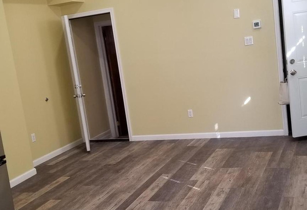 1120 Locust Street PRE