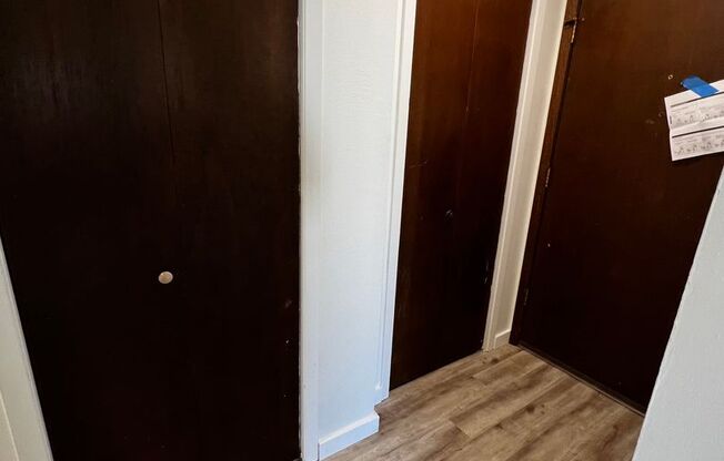 1 bed, 1 bath, 700 sqft, $1,075