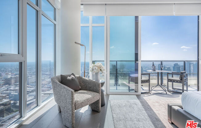 6 beds, 9.5 baths, 19,313 sqft, $80,000, Unit PH