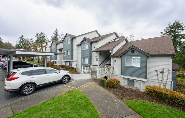 2 beds, 2 baths, 1,030 sqft, $1,735, Unit 512