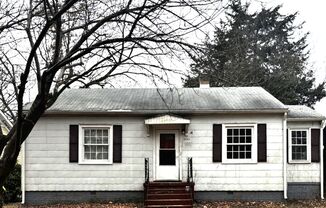 Three bedroom in Forest View