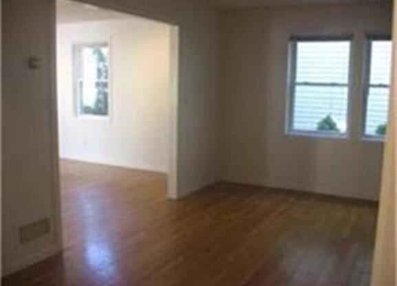 1 FARRELL ST