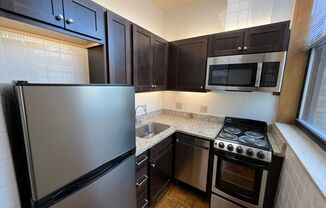 Studio, 1 bath, 375 sqft, $1,495, Unit 620-111