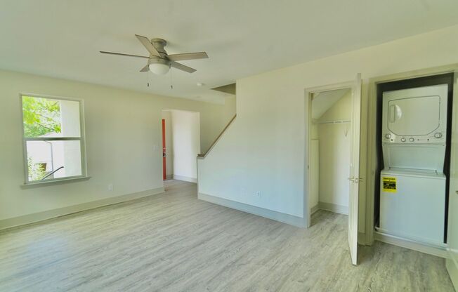 2 beds, 1 bath, 1,040 sqft, $1,850, Unit 539WD01