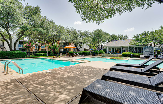 Poolside Decks at Southern Oaks, Fort Worth, TX