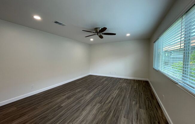 El Camino Grove Apartment Homes