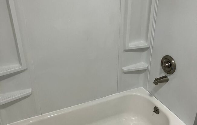 Studio, 1 bath, $1,150, Unit Unit 1