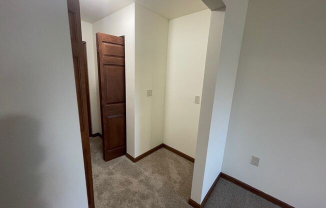 2 beds, 2 baths, 1,040 sqft, $1,595, Unit 3148-206