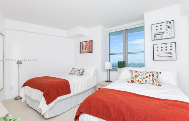 2 beds, 2 baths, $7,500, Unit # 3302