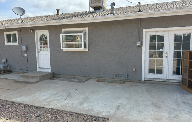21 MACALESTER RD