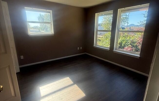 Beautiful West Eugene Home
