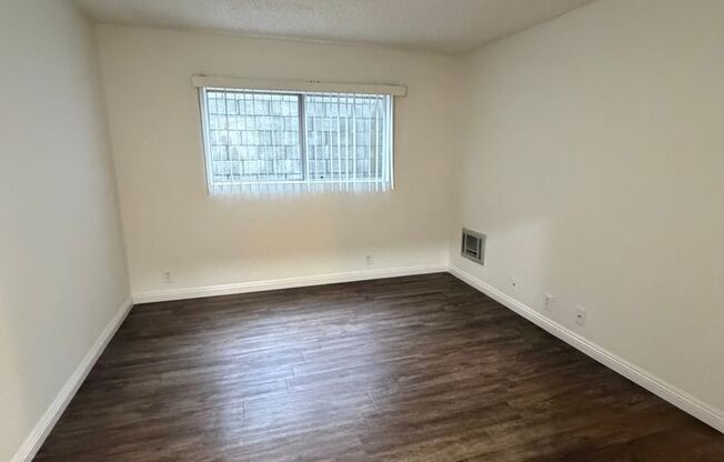 2 beds, 2 baths, 975 sqft, $2,595, Unit 217