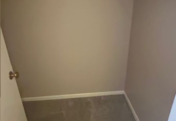 1 bed, 1 bath, 615 sqft, $859, Unit 227