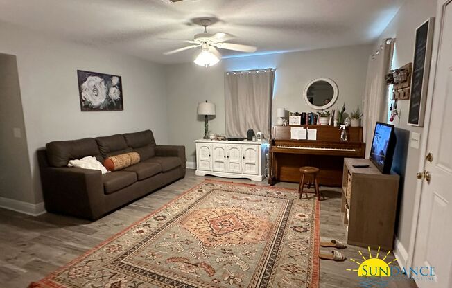 Stunning 3 Bedroom Home in Pensacola!