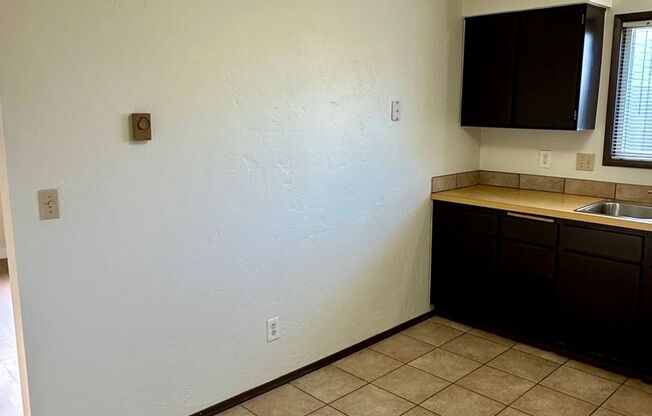 2 beds, 1 bath, 840 sqft, $1,495, Unit 6264