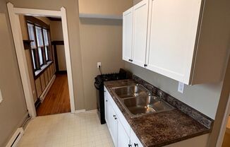 2 beds, 1 bath, 750 sqft, $1,395, Unit 104