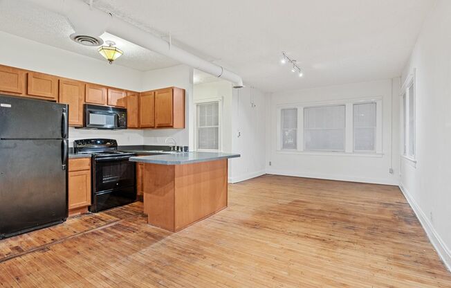 2 beds, 1 bath, 1,164 sqft, $1,200, Unit 23