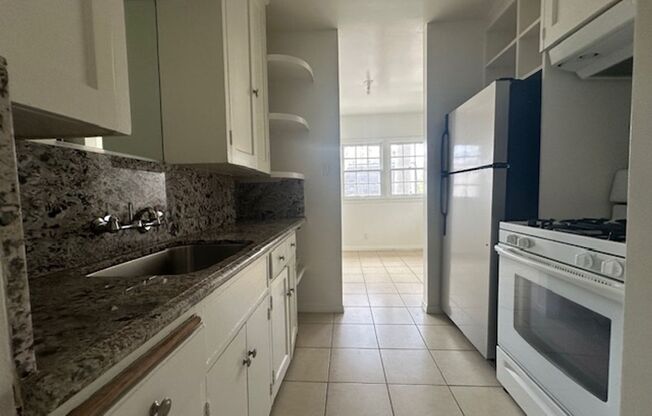 1 bed, 1 bath, 620 sqft, $2,095