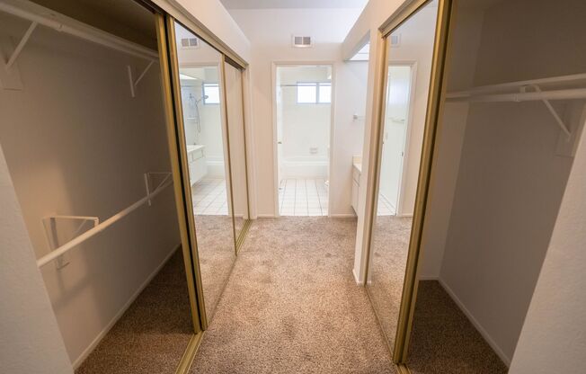 1 bed, 1 bath, $2,100, Unit # 163