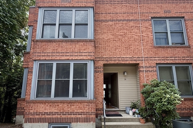 26 ELLINGWOOD ST