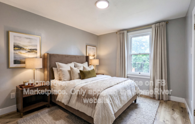 1323 LEASIDE DR