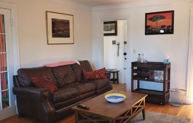 924 Beacon St.