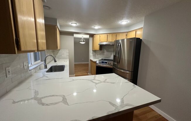 3 beds, 2.5 baths, $2,795, Unit 1