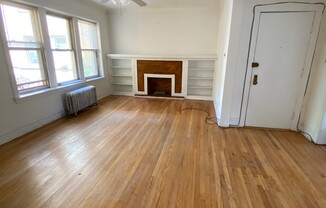 2950 W Belle Plaine Ave 1