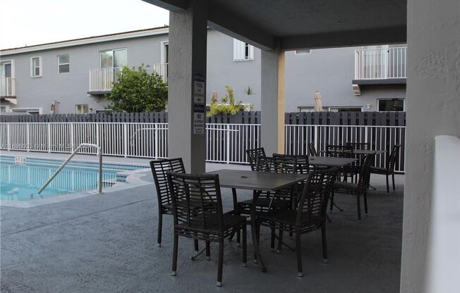 3 beds, 2 baths, $3,200, Unit # UNIT 104