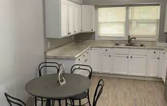 1657 Minnehaha Ave E