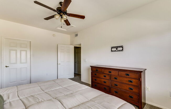 2 beds, 2 baths, 1,403 sqft, $2,000, Unit 2063