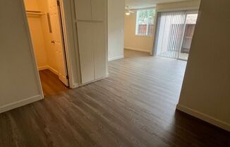 Studio, 1 bath, 502 sqft, $1,852, Unit 61