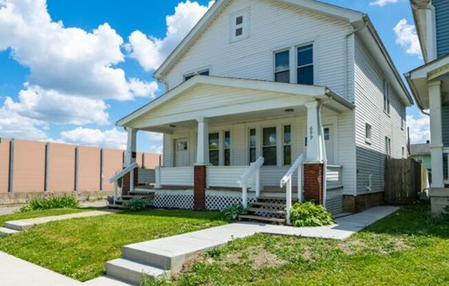 699-701 E. 4th Avenue
