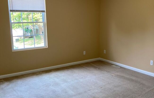 4 beds, 2 baths, 1,635 sqft, $1,500, Unit 3969 South Cramer Circle