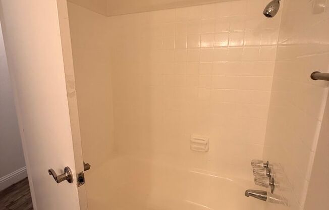 1 bed, 1 bath, 625 sqft, $1,895, Unit 310
