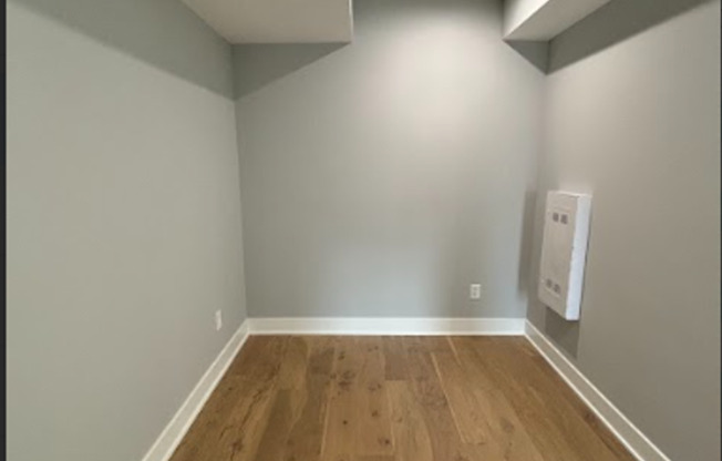 1 bed, 1 bath, $2,175, Unit 5