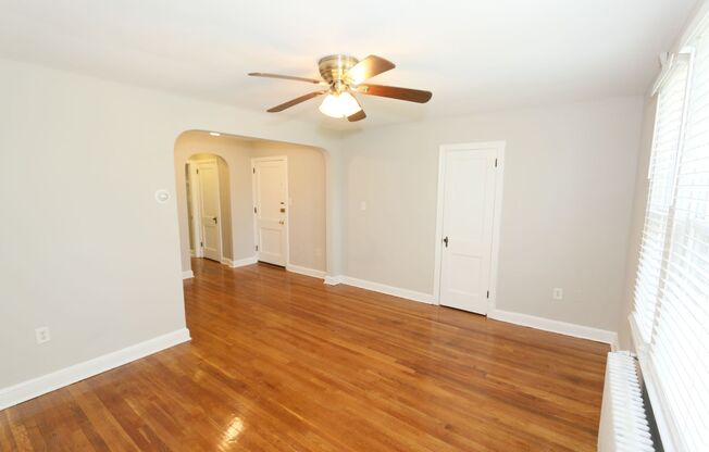 1 bed, 1 bath, $1,275, Unit Unit# 1