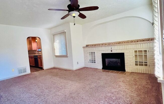 3 beds, 2 baths, $2,300