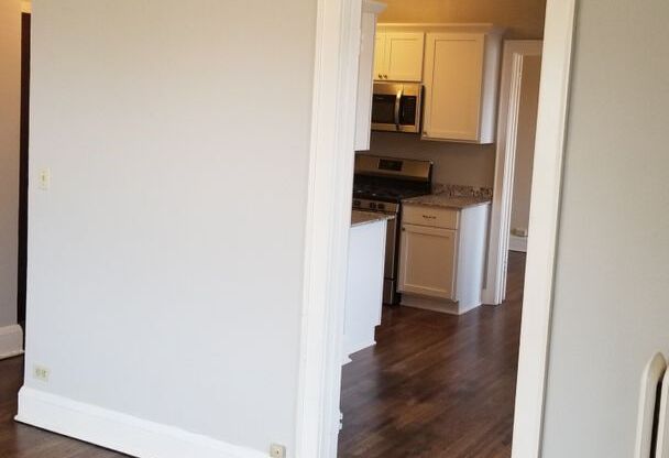 1 bed, 1 bath, 600 sqft, $1,099, Unit 305