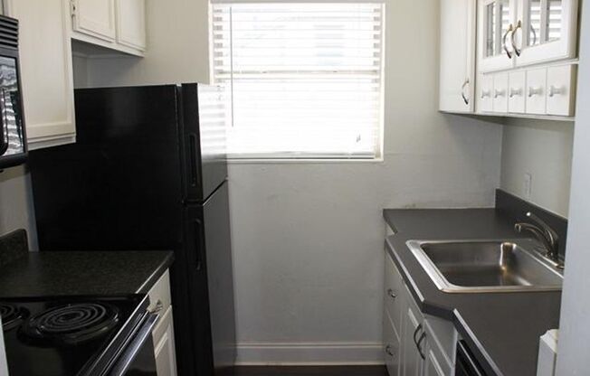 2729 Hurstview Drive