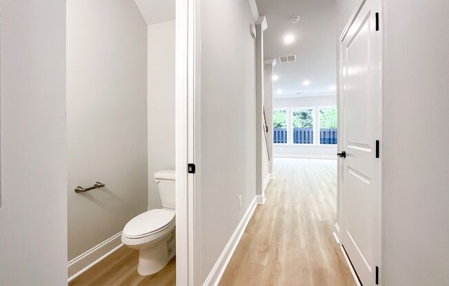 3 beds, 2.5 baths, $2,800