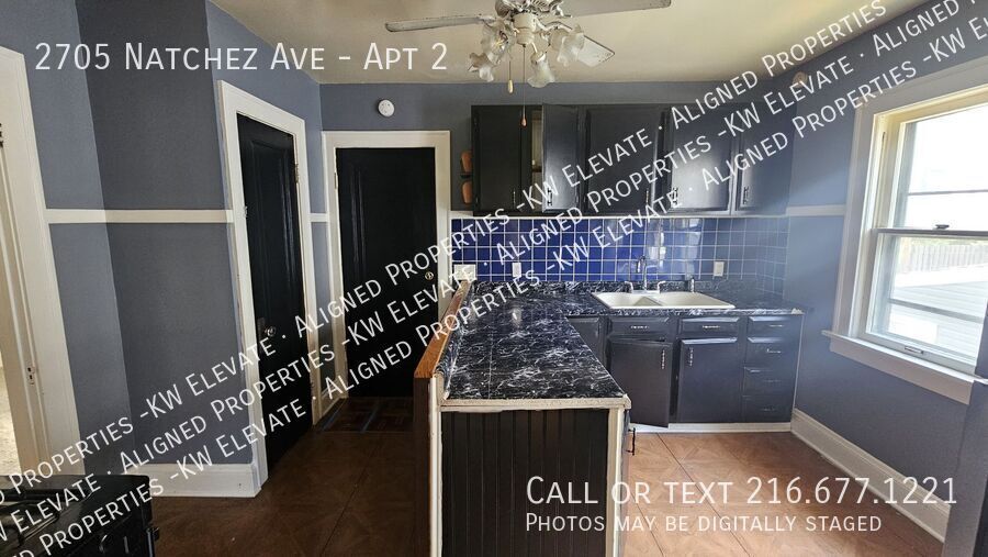 2705 NATCHEZ AVE